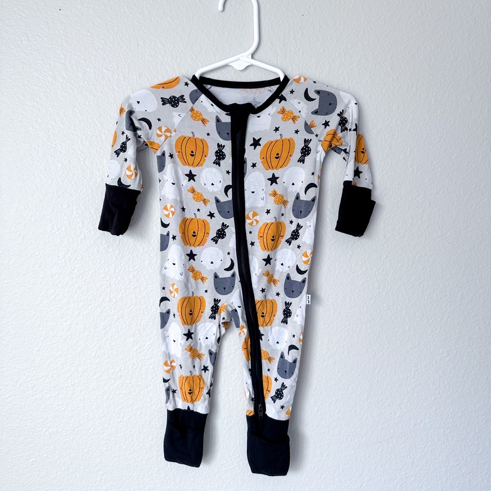 Newborn Little Sleepies zippy